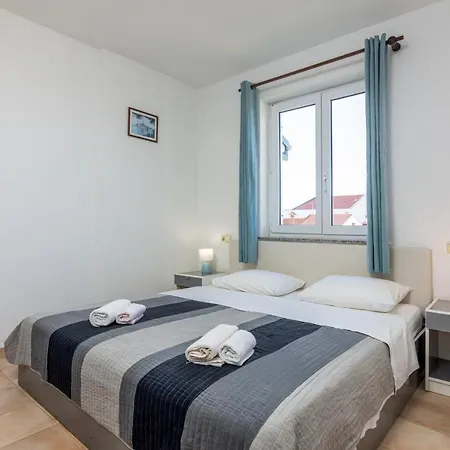 Apartmán With Wifi - 9701 *