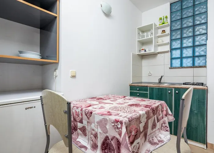 Apartament With Wifi - 9701 Rovinj
