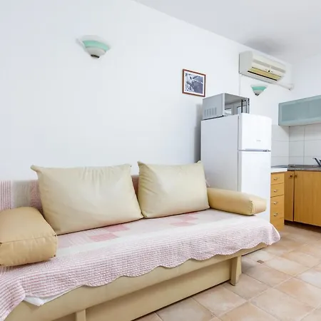 With Wifi - 9701 Apartment