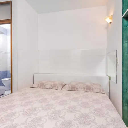 With Wifi - 9701 Apartment